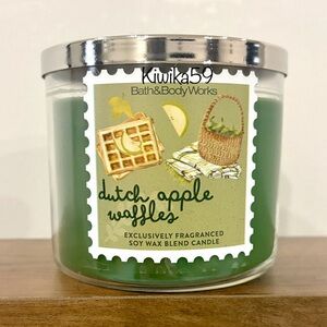 Bath & Body Works Dutch Apple Waffles Candle